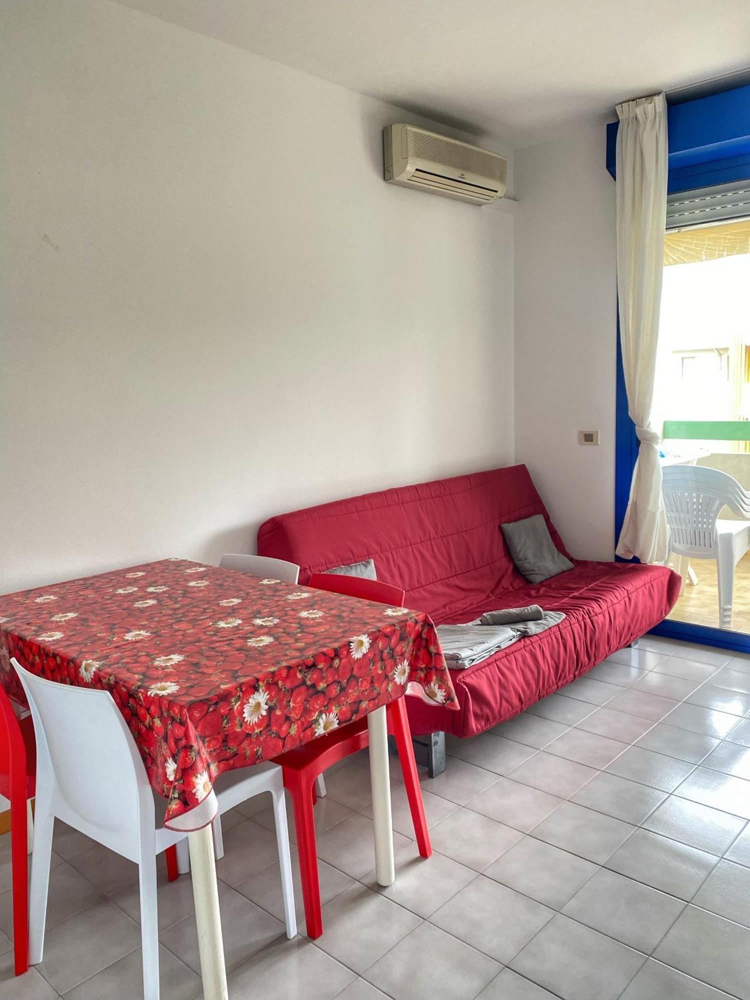 Grazioso Appartamento N 76 A 100Mt Dal Mare Bibione Exterior foto