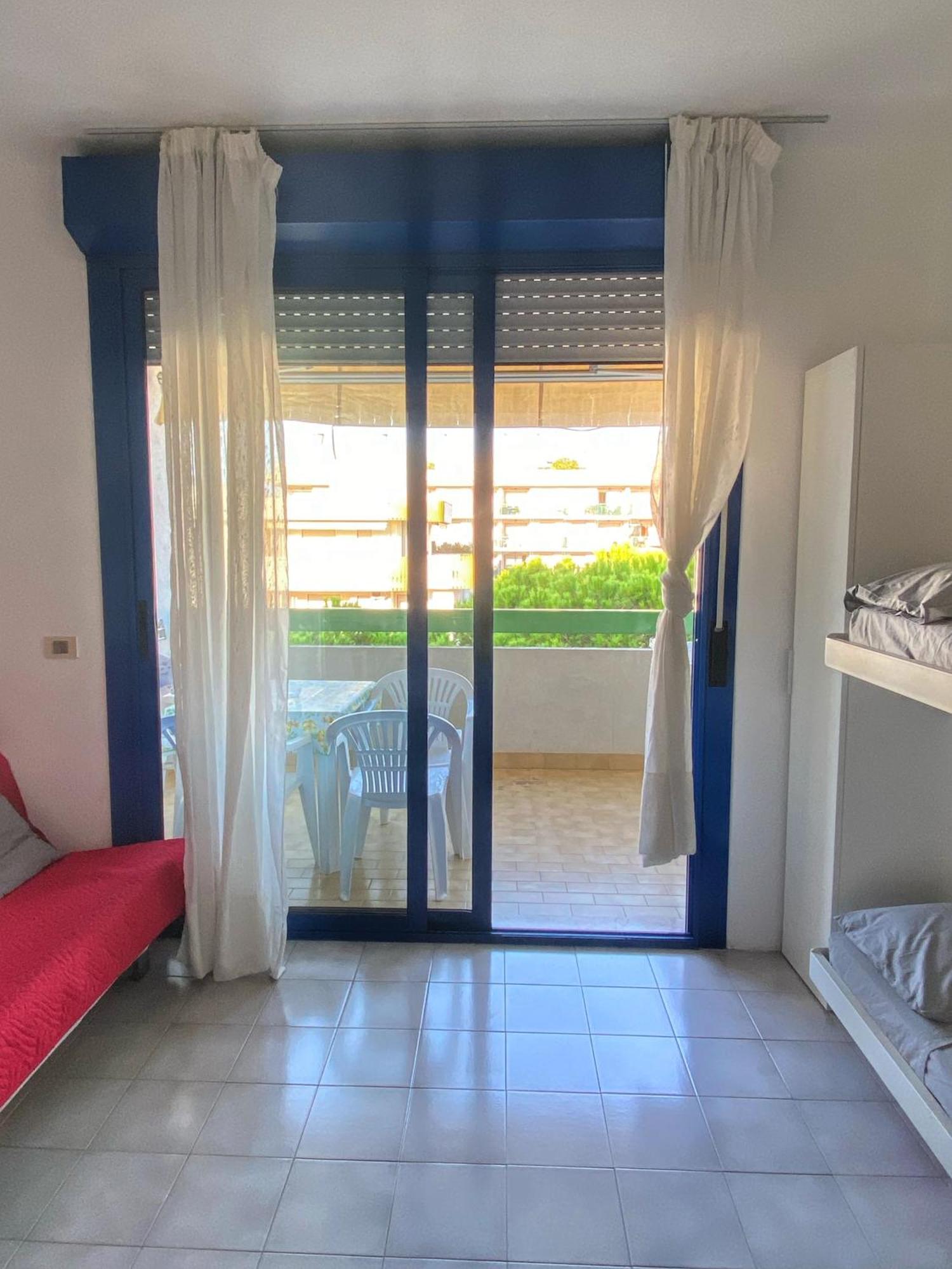Grazioso Appartamento N 76 A 100Mt Dal Mare Bibione Exterior foto